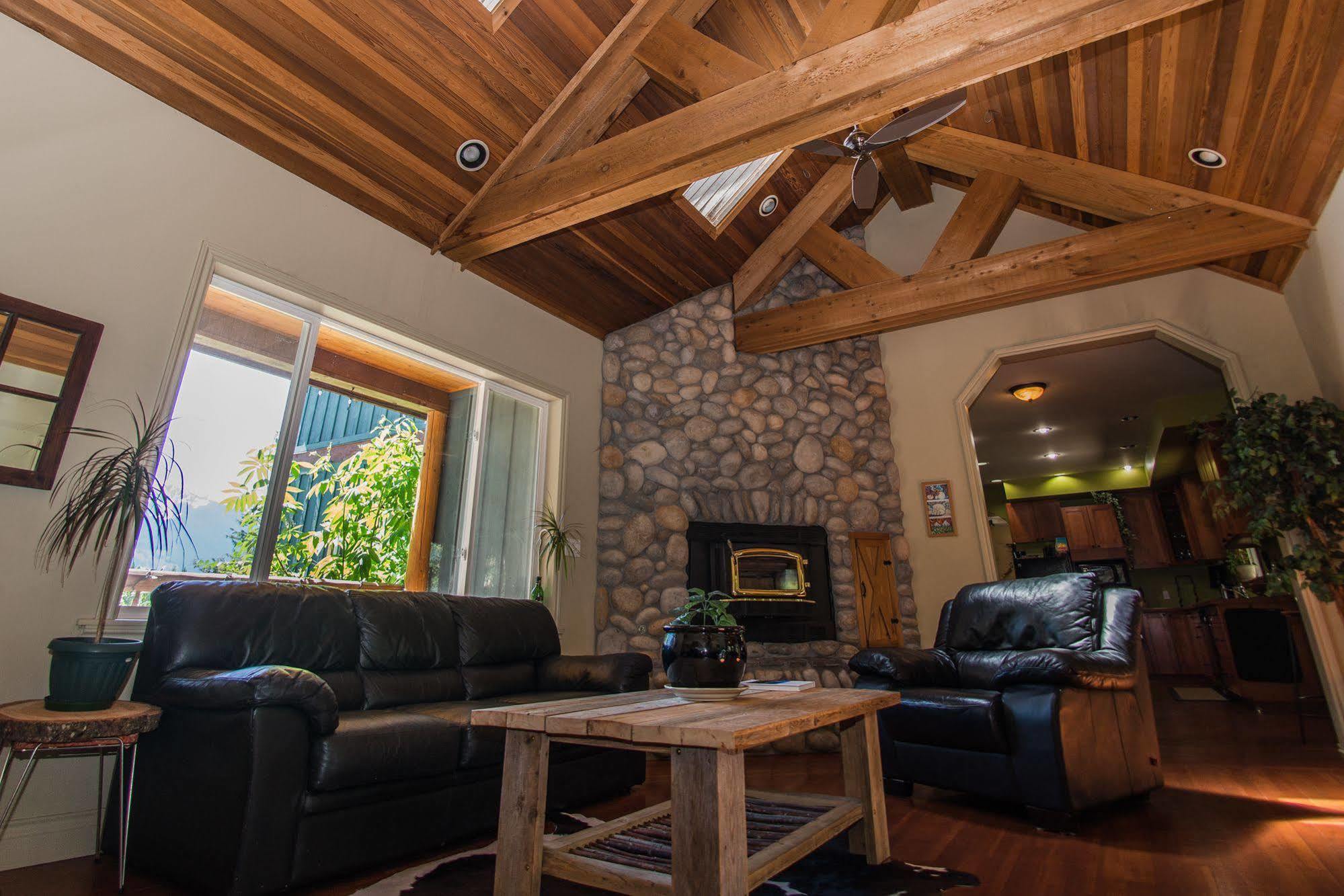 Villa Sweetwater Lane Farm Mount Currie Exterior foto