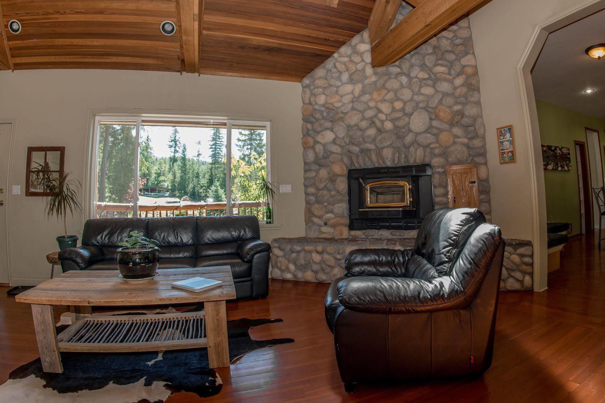 Villa Sweetwater Lane Farm Mount Currie Exterior foto